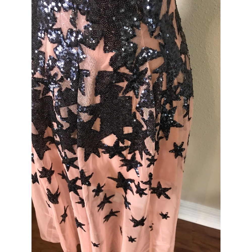 Eva Mendes for New York and Company Sequined Star Dress - Picture 3 of 5